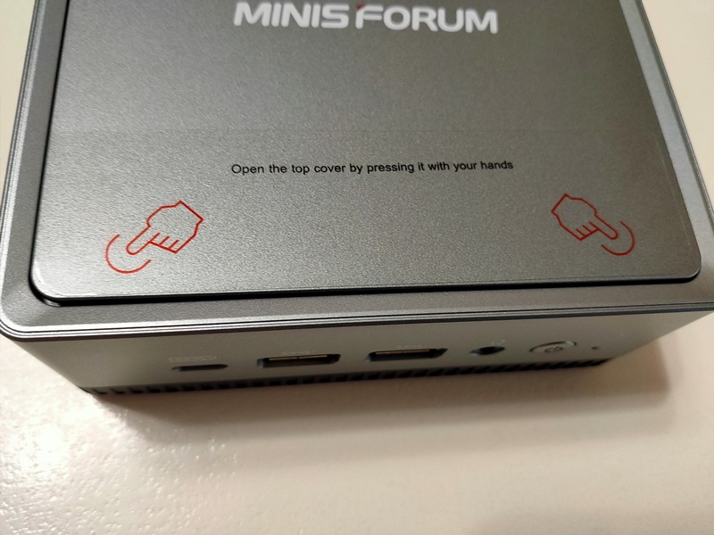 MINISFORUM DeskMini UM350 ミニPC