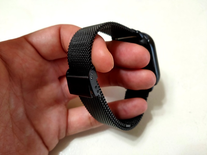 【Amazfit GTS 4 Mini レビュー】設定や使い方・バンドやカバーも紹介！